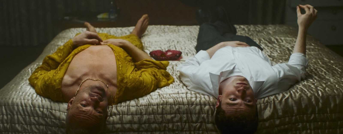 banner_truly_naked